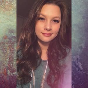 Meet your Posher, Alexandra